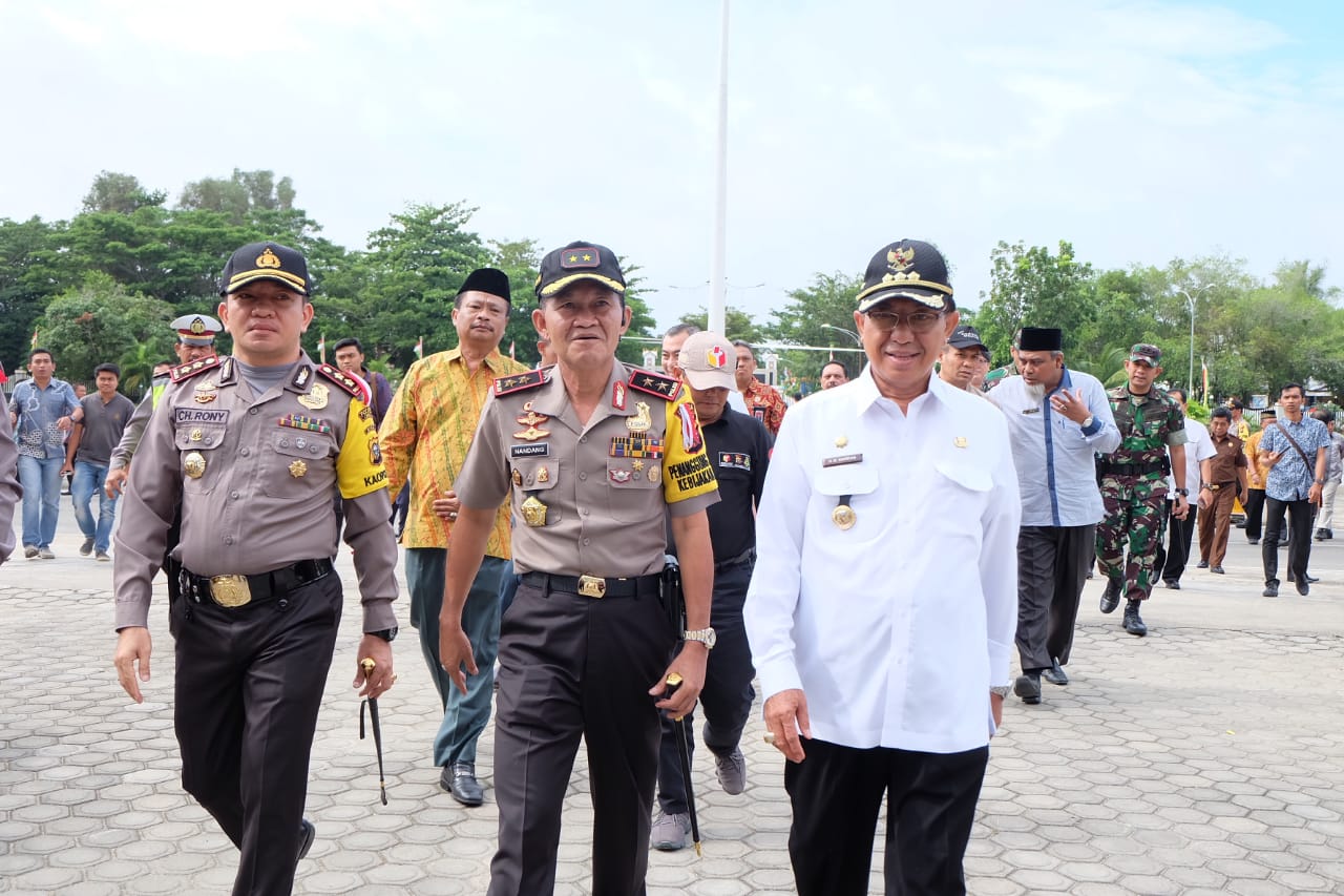 Wardan Dampingi Kapolda Riau dan Danrem 031/Wirabima Tinjau TPS