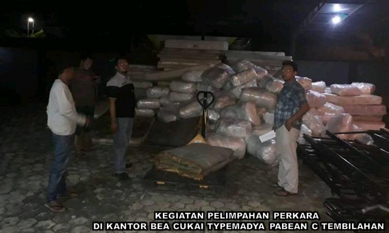 KSKP Tembilahan Berhasil Gagalkan Penyelundupan Barang Ilegal Bekas