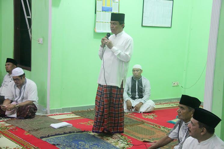 HM Wardan Hadiri Safari Ramadhan di Sungai Beringin Parit 17 Tembilahan