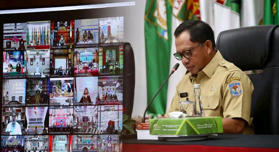 Mendagri Terus Pacu Kepala Daerah Lakukan Terobosan Tingkatkan Vaksinasi