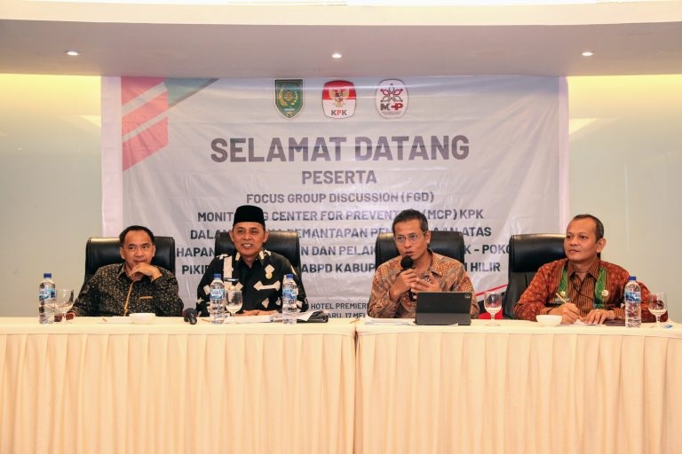 Pj Bupati Inhil Buka Sosialisasi Anti Korupsi Bagi Pimpinan dan Anggota DPRD Inhil