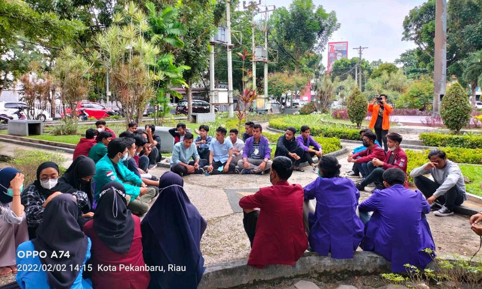Desak Periksa Bupati Kampar, KOMAK Kembali Demo Kejati Riau
