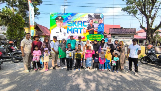 Pj Bupati Inhil Herman dan Pj Bunda Paud Tinjau Layanan KIA CFD Swarnabumi Tembilahan
