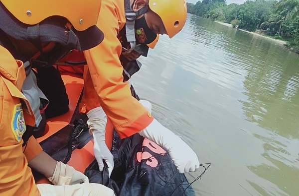 Korban Tenggelam di Sungai Kampar di Temukan Mengapung