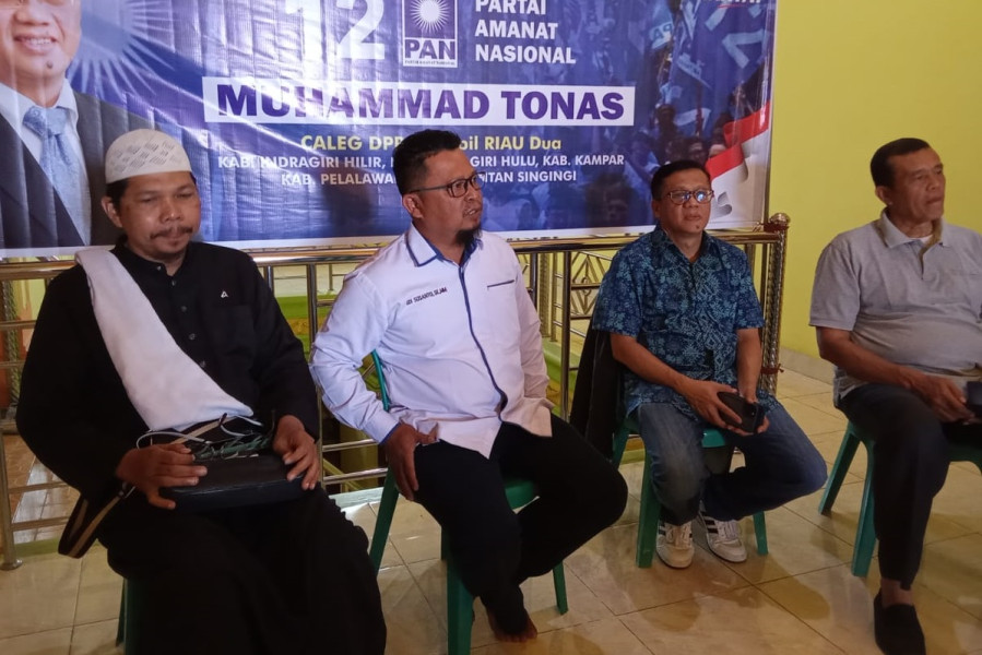 Muhammad Tonas Bacaleg DPR RI Dapil Riau 2 Silahturahmi dengan Kader dan Simpatisan PAN