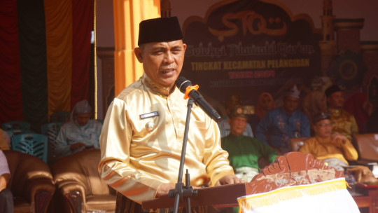 Pj Bupati Inhil Lepas Peserta Pawai Ta'aruf Dan Membuka Stand Bazar STQ Tingkat Kecamatan Pelangiran Tahun 2024