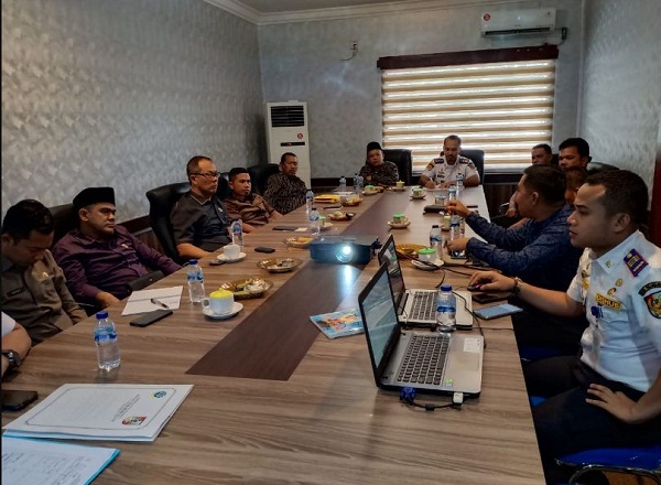 Anggota Pansus DPRD Pekanbaru Kunjungi Dishub dan Distan