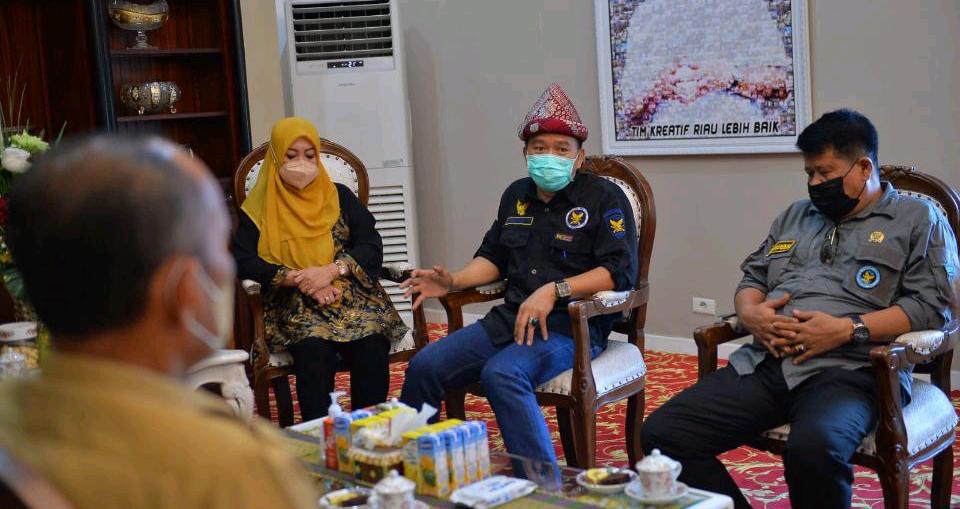Pengurus PSR Riau Bersama Paguyuban Sumbagsel Silahturahmi dengan Gubri