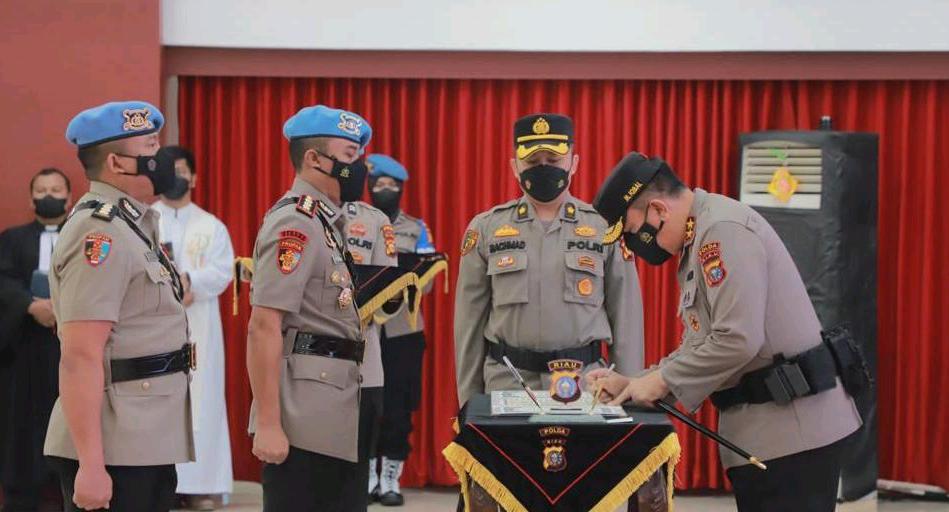 Kapolda Irjen M Iqbal Pimpin Serah Terima 4 Pejabat Utama Dan 2 Kapolres Jajaran Polda Riau