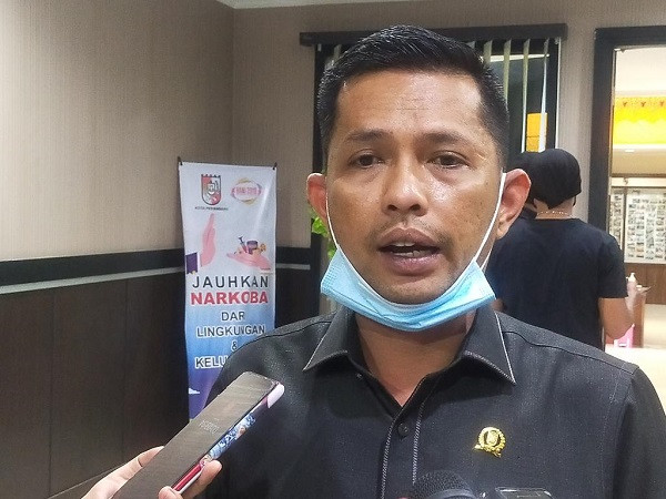 Waka DPRD Pekanbaru Minta Semua yang Masuk Pekanbaru Wajib Rapid Test dan Memiliki Surat Keterangan Sehat