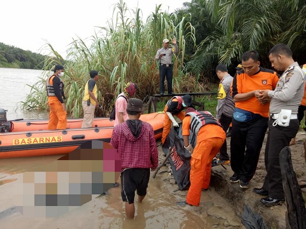 Diduga Tenggelam Saat Mandi Balimau, Agung Ditemukan Terapung Tak Bernyawa di Sungai Rokan Desa Ngaso