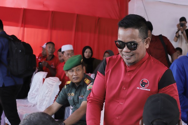 Dibuka Ketua PDIP Riau, Warga Meranti Antusias Ikuti Pengobatan Gratis RS Kapal Malahayati