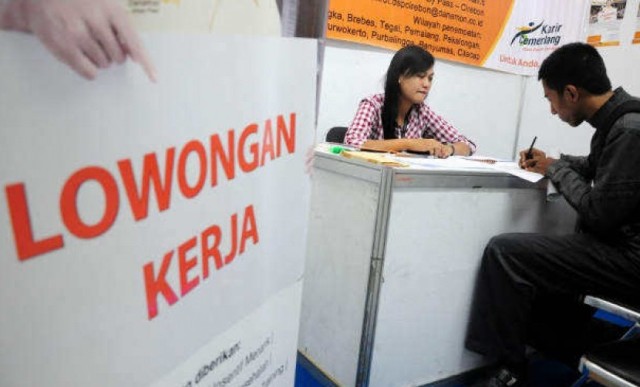 Lulusan Diploma di Riau Banyak Menganggur