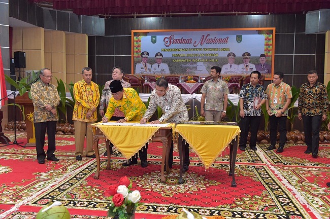 Bank Riau Kepri Salurkan CSR ke Pemkab Inhil, Bangun Pondok Pesantren Dan Ruang Perawatan CVCU RSUD Tembilahan