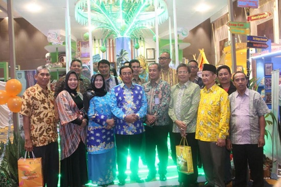HM.Wardan Hadiri Pembukaan Riau Expo 2016 oleh Mentri Perindustrian