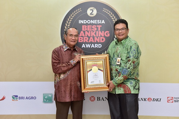 Bank Riau Kepri Raih Good Financial Performance Di Ajang Indonesia Best Banking Brand Award 2017