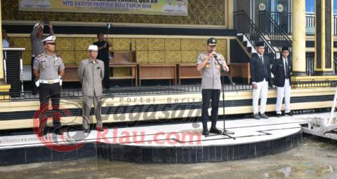 Kapolres Kampar Berikan Motivasi Kepada Santri Ponpes Daarun Nahdhah Bangkinang