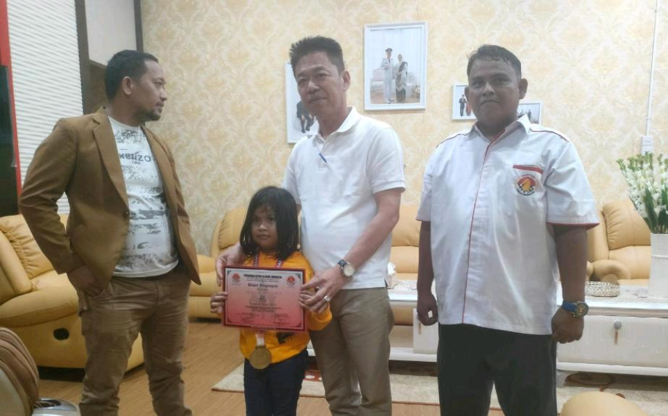 Bocah 7 Tahun Baganbatu Harumkan Rohil Tingkat Nasional, Pemkab Dukung Bertanding Asean Games