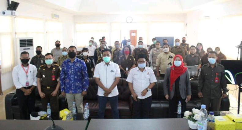 Rusidi Rusdan Laporkan Pelanggaran Pilkada se Riau ke Sentra Gakkumdu Pusat