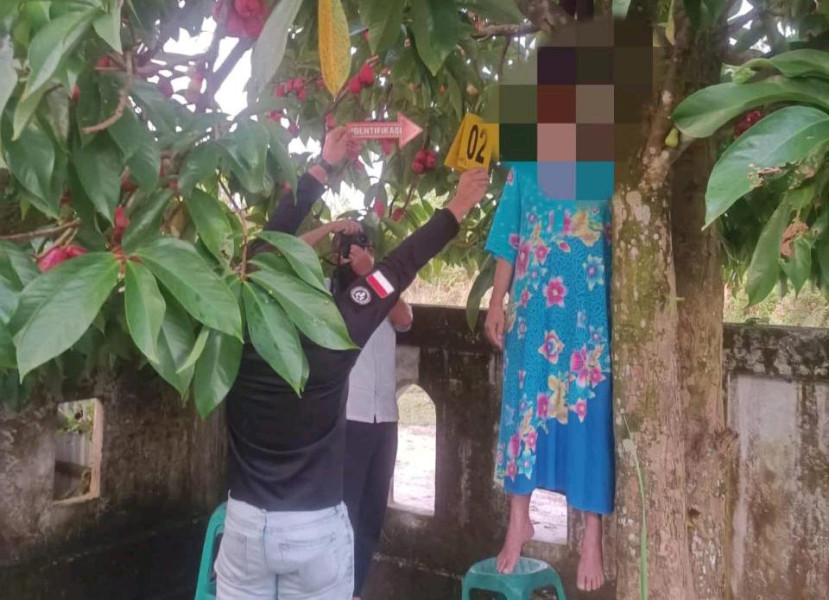 Seorang Guru Gantung Diri di Pohon Jambu