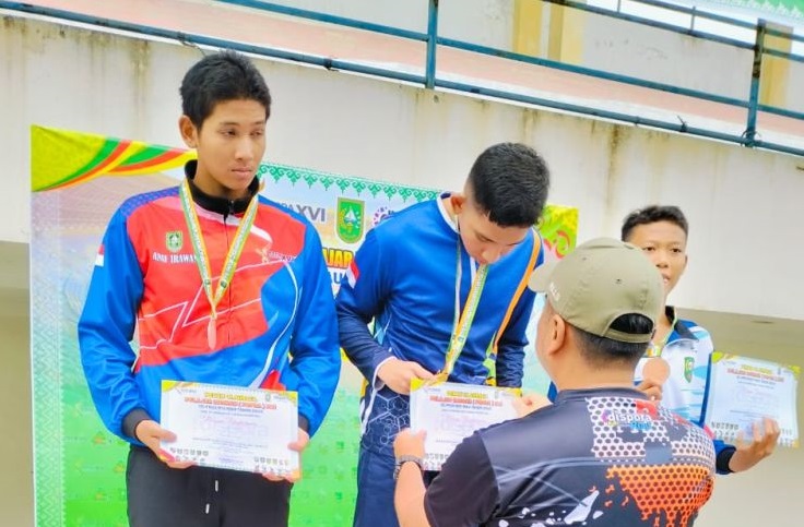 Atlet Popda XVI Riau Cabor Renang Bersaing Ketat Raih Medali