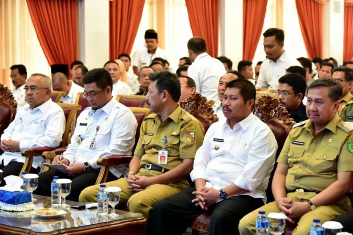 Wabup Inhil Rosman Hadiri Rakornis Teknis Bidang Perdagangan, Koperasi dan UKM 2017