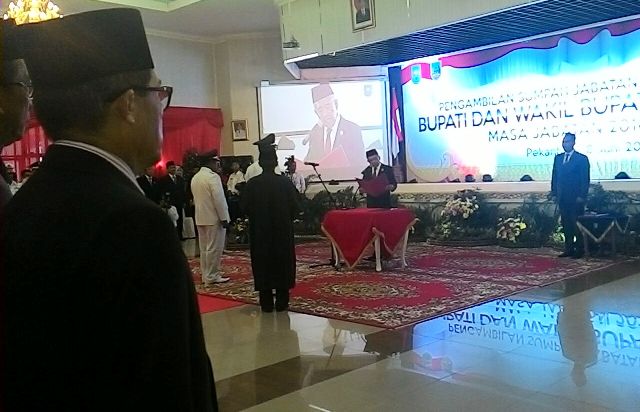 Suyatno-Jamiluddin Resmi Pimpin Kabupaten Rohil