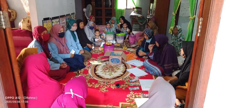 Kukerta Balek Kampung Desa Sido Mukti Gelar Sosialisasi Pembuatan Nugget lele