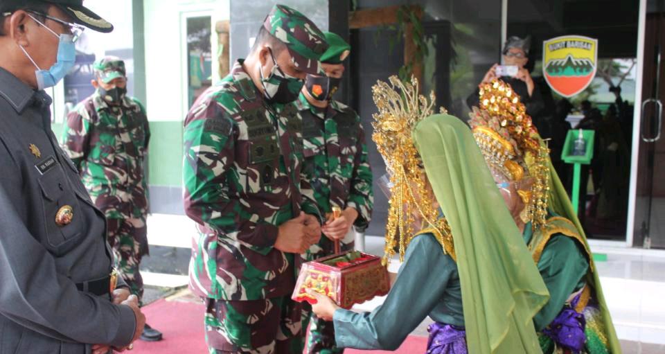 Waaster Kasad Brigjen TNI Sugiyono Kunker ke Inhil
