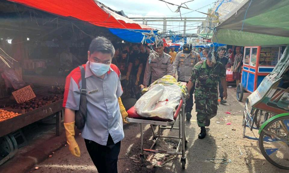Warga Tembilahan Temukan Mayat di Bangunan Pasar Terapung