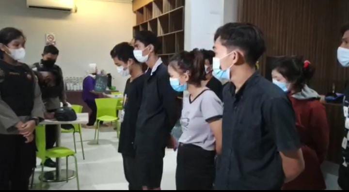 15 Pasang Bukan Pasutri Terciduk, Dewan: Seharusnya Izinnya Di Cabut