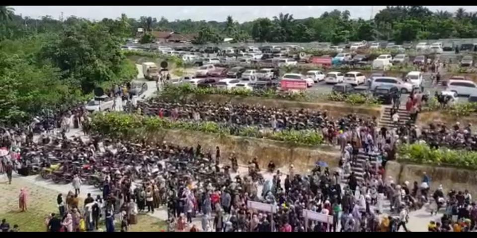 Pengunjung Wisata Asia Membludak, Satgas Harus Tanggungjawab