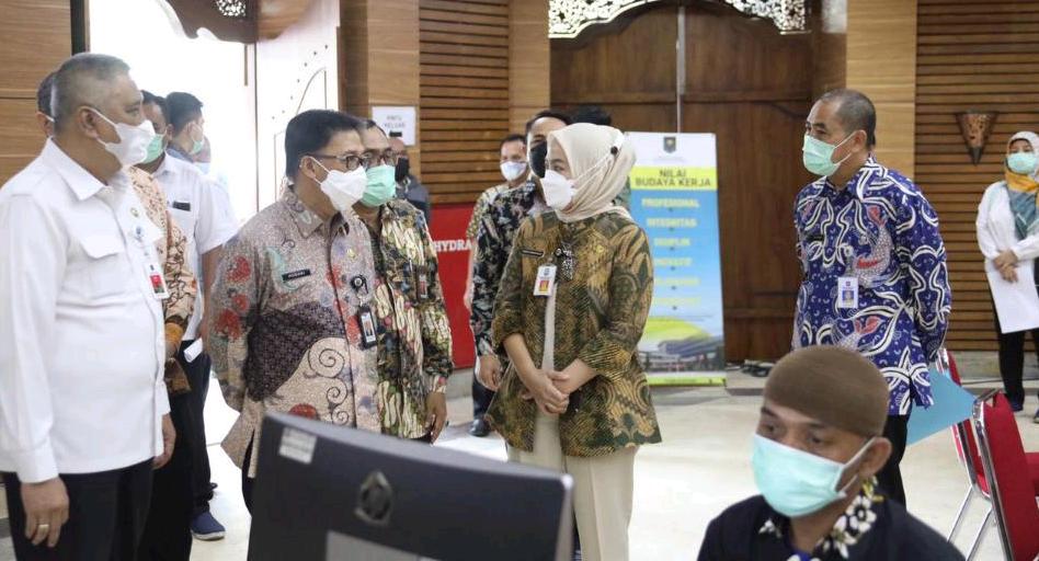 Sekjen Kemendagri Tinjau Vaksinasi Tahap II bagi ASN Kemendagri dan BNPP