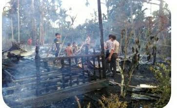 Di Inhil Lagi, Dua Unit Rumah Warga Desa Pungkat Habis Dilalap Api