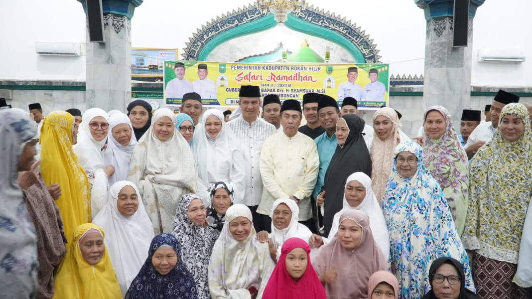 Didampingi Wabup Rohil, Gubernur Riau Safari Ramadhan di Masjid Raya Al-ikhsan Bagansiapiapi