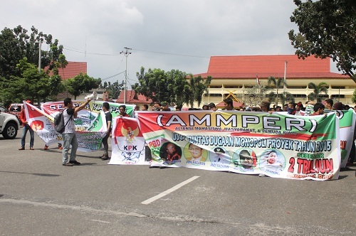Kembali, AMPER Desak KPK Usut Praktek Ilegal Proyek di Pemprov Riau