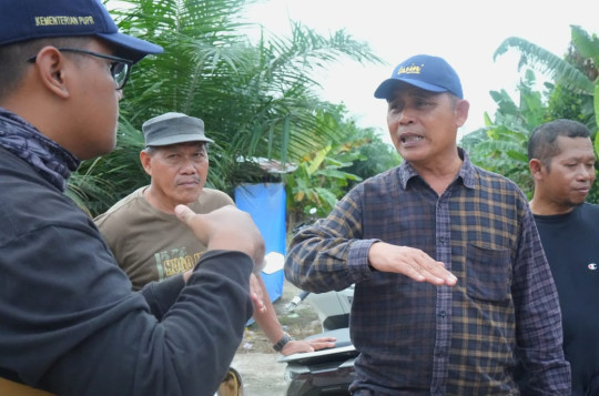 Pj Bupati Inhil Tinjau Pengerjaan Ruas Jalan Desa Bagan Jaya - Desa Suhada Kecamatan Enok
