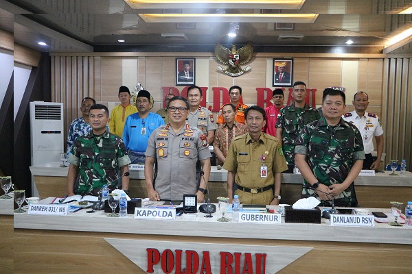 Panglima TNI : Pengamanan Hadapi Natal dan Tahun Baru, TNI Kerahkan 17 Ribu Lebih Personil