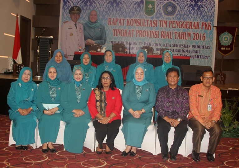 TP-PKK Inhil Ikuti Rapat Konsultasi PKK Tingkat Provinsis Riau 2016