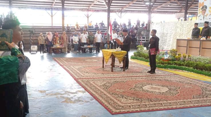 Bupati Rohil Serahkan 995 SK PPPK Guru dan Tenaga Teknis Formasi Tahun 2022