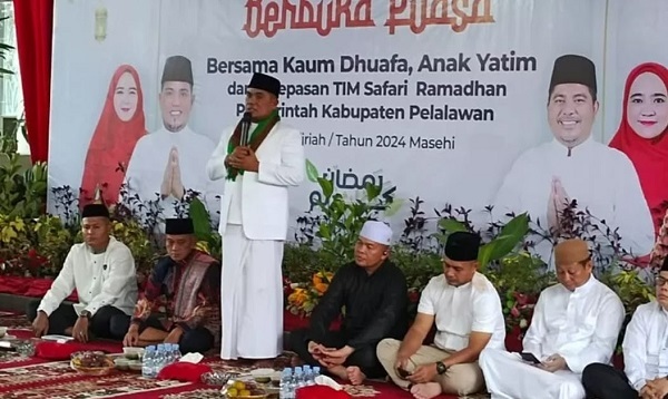 H Zukri Ajak Anak Yatim dan Dhuafa Buka Bersama di Rumdis