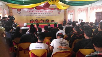 Pleno KPUD, Suyatno-Jamiluddin Pimpin Rohil 2016-2021