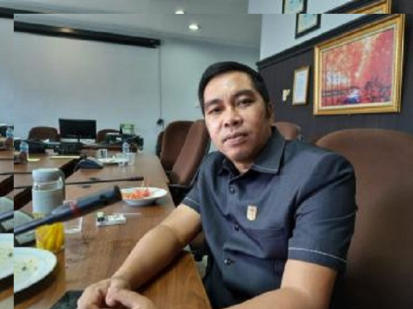Tutupi Tanggungjawab Soal Bantuan, DPRD Pekanbaru Ingatkan Ada Upaya Pengalihan Isu Dibalik Aksi Ngecat Rumah Warga