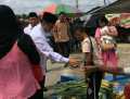 Isi Masa Kampanye, Rosman-Musmulyadi Blusukan ke Pasar Kotabaru Reteh