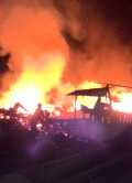 Kebakaran Hebat Musnahkan 4 Rumah di Desa Kudap Meranti