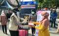 Bhayangkari Kampar Sumbang 200 Paket Nasi Kotak kepada Terdampak Covid-19
