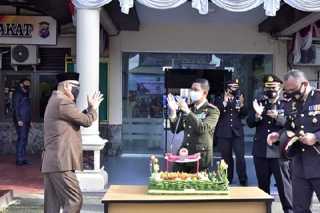Wakil Bupati SU Hadiri Apel Upacara HUT Bhayangkara Ke-74 TH 2020