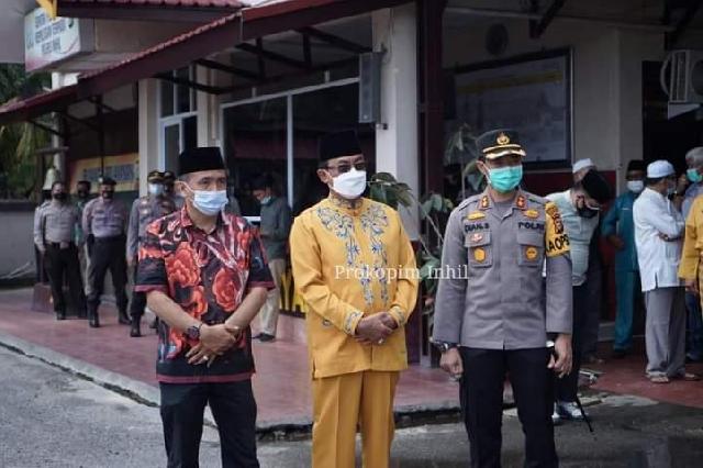 Wardan Berikan Penghormatan Terakhir kepada Almarhum AKP Ferdinand Sumardi