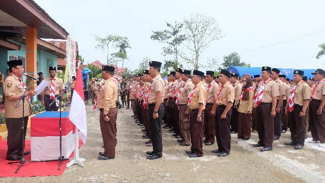 Wardan Buka Secara Resmi Perkemahan Karya di Kecamatan Keritang
