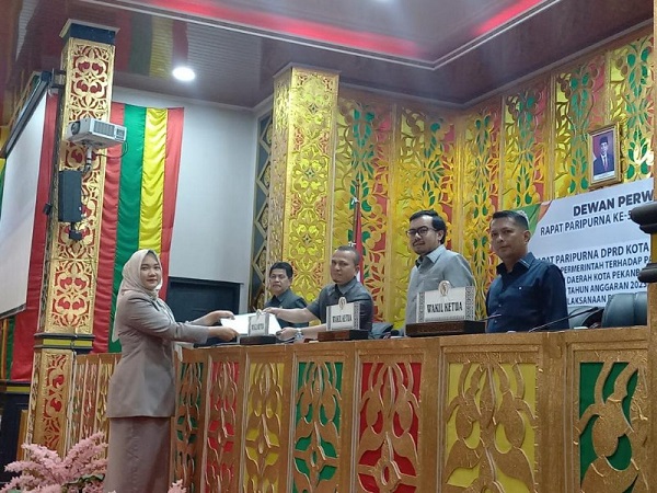 Pelaksanaan Paripurna Laporan Reses DPRD Pekanbaru